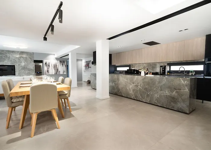 Heritage Boutique Apartments Athene